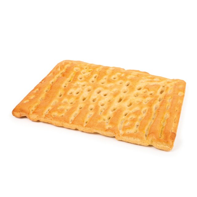 Galleta rectangular dorada con orificios de encaje y bordes ondulados, sobre fondo blanco